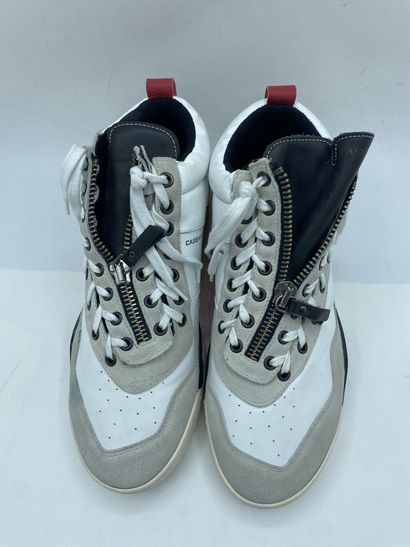 null CASBIA X CHAMPION, Paire de sneakers modèle "Calf Leather + Suede Atlanta" blanc,...