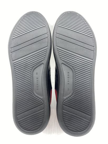 null NUBIKK, Pair of sneakers model "Scott Phantom" black and red, size 45

New in...