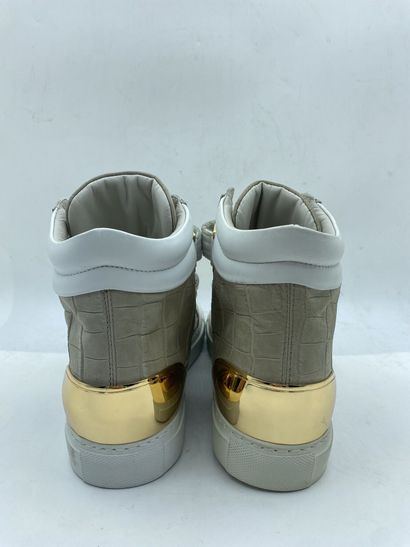 null LOUIS LEEMAN, Pair of sneakers model "High Top Sneaker with Metal Accesso" beige...