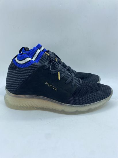 null MERCER, Pair of sneakers model "Wooster Sock" grey, black and blue, size 43

New...