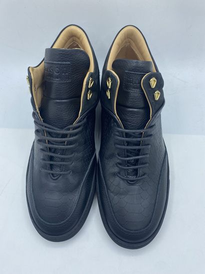 null MASON GARMENTS, Pair of sneakers model "Papap Black" black, size 43

New in...