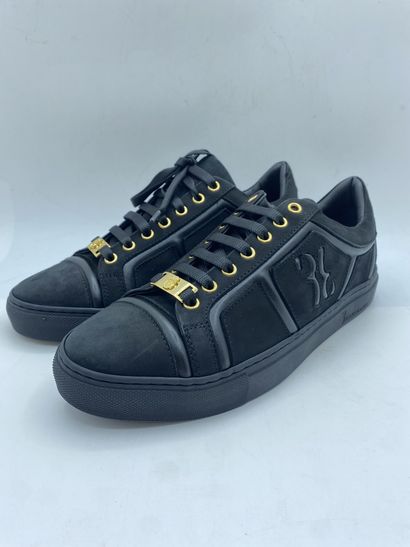 null BILLIONAIRE, Paire de sneakers modèle "Lo-Top Sneackers «steven»" noir taille...