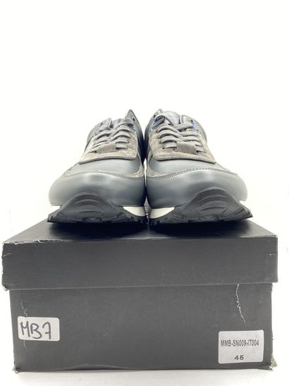 null MY BRAND EXCLUSIVE, Paire de sneakers modèle "MBB-SN009-IT004" gris, taille...