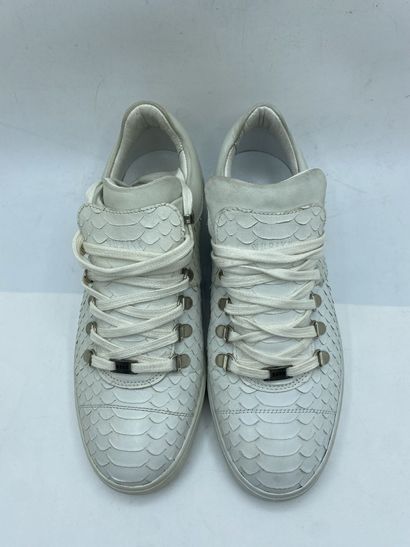 null NUBIKK, Pair of sneakers model "Yeye Classic Python" white, size 40

Fitting...