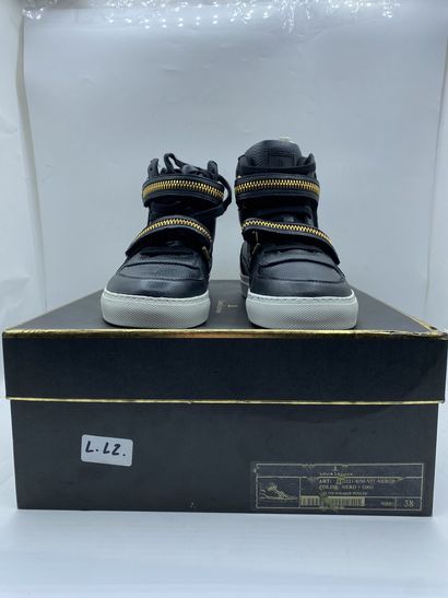 null LOUIS LEEMAN, Pair of sneakers model "High Top Sneaker with Zip" black and gold,...