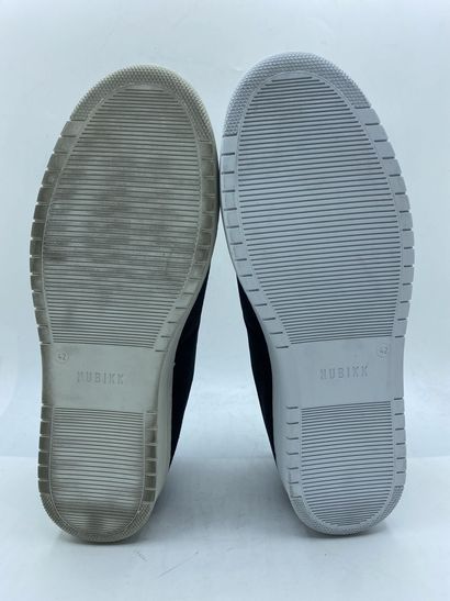 null NUBIKK, Paire de sneakers modèle "Yeye Suede (M)" noir, taille 42

Modèle d'essayage...