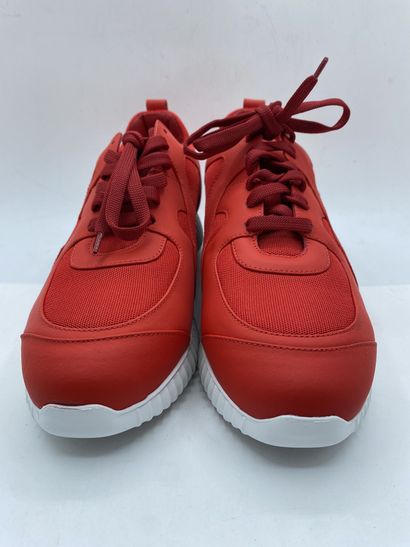 null PHILIPP PLEIN, Pair of sneakers model "Runner "Fine"" red, size 44

New in their...