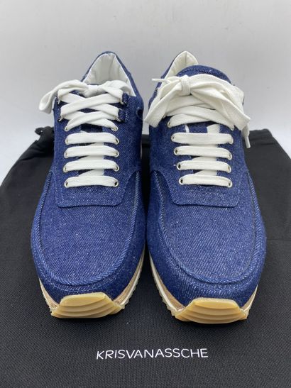 null KRISVANASSCHE, Pair of sneakers model dark blue, size 42

New in their used...