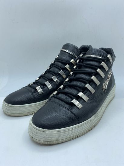 null PHILIPP PLEIN, Paire de sneakers modèle "Mid-Top Platforms «Kelaa»" noir, taille...
