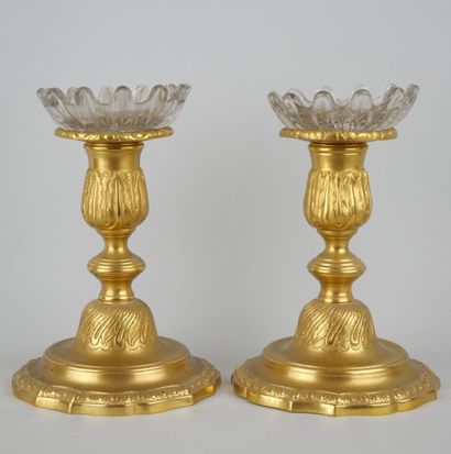 null Pair of small torches in gilt bronze.

Regency style.

H : 15,5 cm.



Expert...