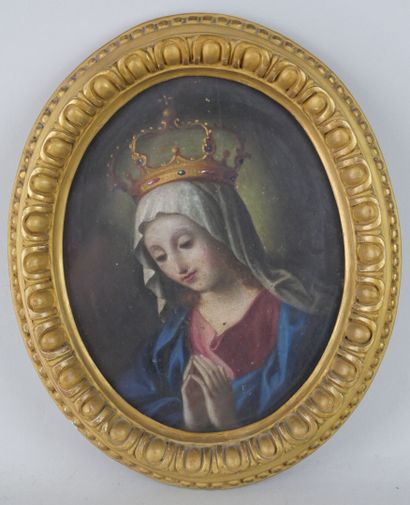 France vers 1700

Vierge couronnée 

Panneau...