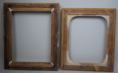 null Set of 5 rectangular frames and an oval frame in carved and gilded wood underlined...