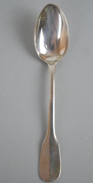 null Suite of 12 spoons to moka out of silver 925 thousandths plain. 

Length : 10,5...