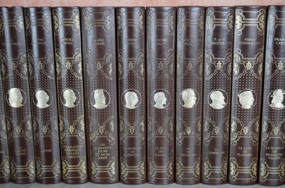 null Collection " Les histoires romantiques ". 17 volumes, publisher's bindings....