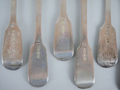 null Suite of 12 silver cutlery English 800 thousandths, model tail of rat and monogram....