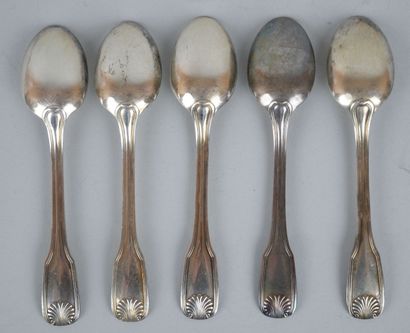 null Suite of 12 silver mocha spoons 925 thousandths with decoration of a broad shell....