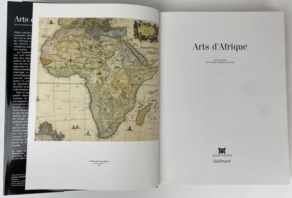null [MUSEE DAPPER].

Arts of Africa 2000.

In-folio bound in black cloth and illustrated...