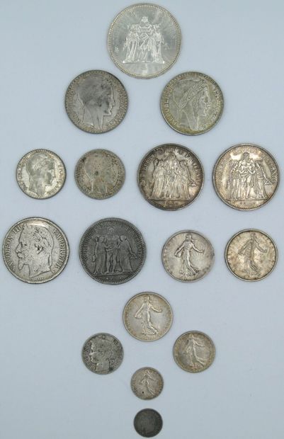 null Ensemble de 16 Monnaies France. Argent.

1-50Frs, Hercule : 1975.

2-20Frs,...