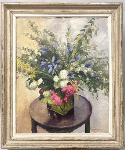 null 
Jean-Dominique VAN CAULAERT (1897-1979)




Bouquet de fleurs




Huile sur...