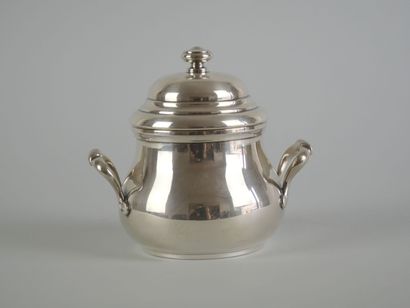null Tea/coffee set in silver plated metal of baluster form, including a teapot,...