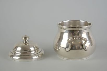 null Tea/coffee set in silver plated metal of baluster form, including a teapot,...