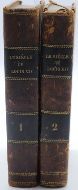 null VOLTAIRE. Le siècle de Louis XV. Publié par Francheville. Nouvelle édition....