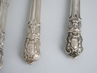 null Suite of 6 knives out of silver stuffed 925 thousandths with decoration of grotesques...