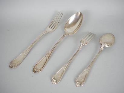 null Suite of 6 silver cutlery 925 thousandths of rocaille style with decoration...