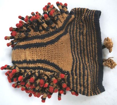 null CAMEROON - BAMILEKE people

Three chieftaincy headdresses in cotton and vegetable...