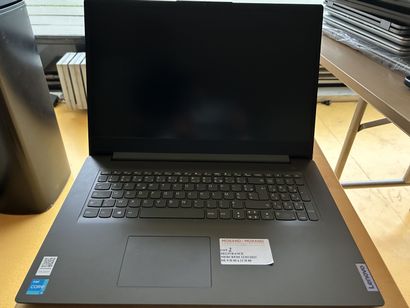 null PC Portable LENOVO V17 G2 ITL dans son emballage, avec connectique
n° de série...