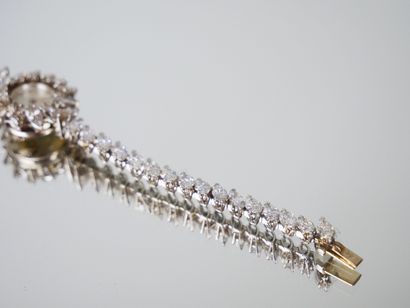 null Montre bracelet de dame en or gris 750 millièmes et platine 850 millièmes, la...