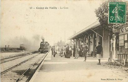 null 118 CARTES POSTALES AUBE: Camp de Mailly et Mailly le Camp. Divers Coins et...