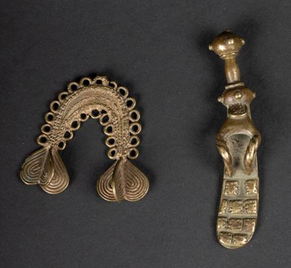 null GHANA 
Set of two bronze weights for weighing gold
Ashanti
Beginning of the...