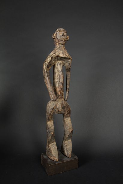 null NIGERIA 
Figure anthropomorphe en bois sculpté et pigments
Mumuye
Courant du...
