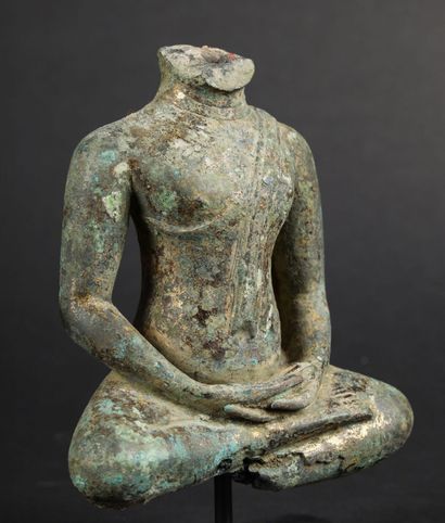 THAILANDE OU BIMARNIE
Buste de Bouddha assis...