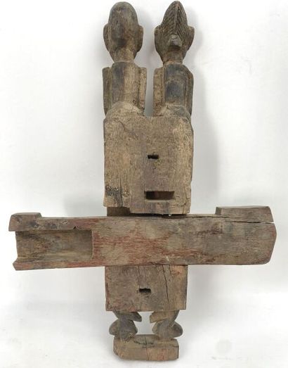 null MALI - DOGON People

Set of three attic locks :
- one with water and two characters,
-...