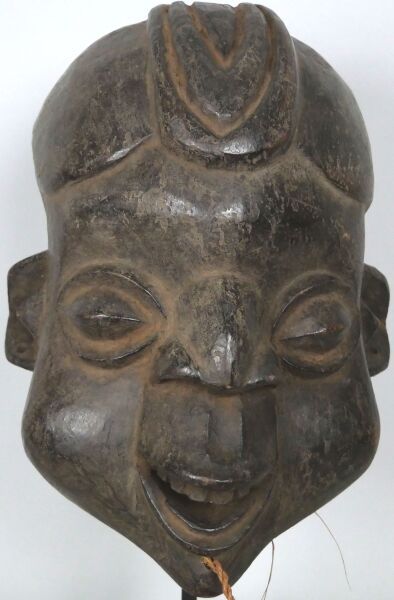 null CAMEROON - KOM people

Crest mask representing a princely figure.
Crack and...