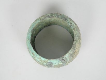null MALI - Culture de GUIMBALA

Bracelet en bronze à patine de fouille.
Circa XIV-...