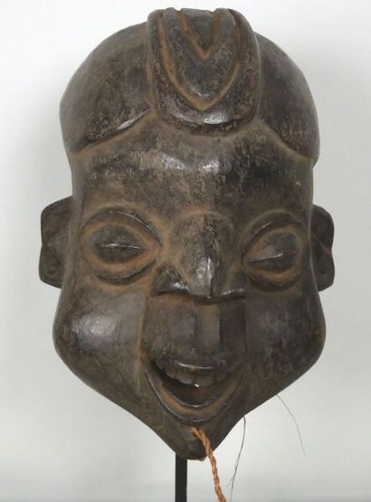 null CAMEROON - KOM people

Crest mask representing a princely figure.
Crack and...