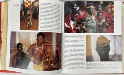 null [AFRIQUE].
Collectif - Afrique-La Magie dans l'Âme, Könemann 2000, fort in-4...