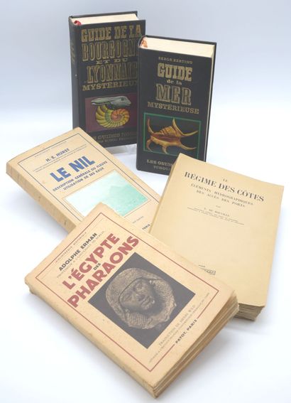 [HISTORY & GEOGRAPHY. Set of 5 Volumes.
Adolphe...