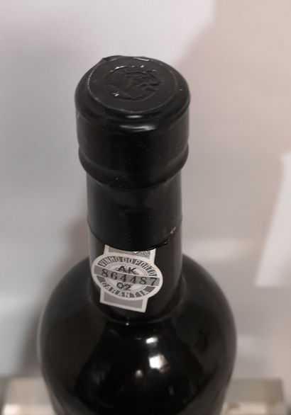 null 1 bottle of PORTO QUINTA DO NOVAL Old Tawny COLHEITA 1982