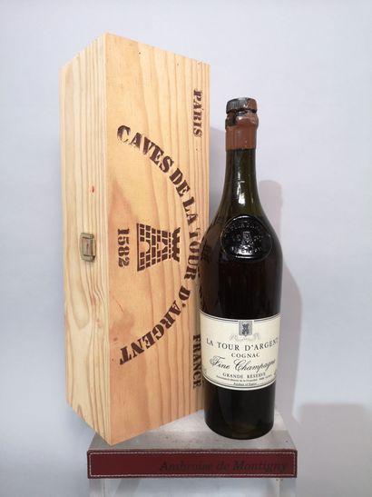 null 1 flacon 70 cl COGNAC Fine Champagne "Grande Réserve" - LA TOUR D'ARGENT 

En...