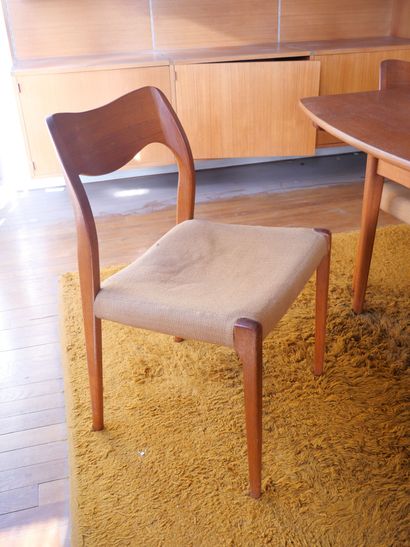 null ARP (Guariche, Mortier, Motte) for Minvielle Editions
Set of veneered dining...
