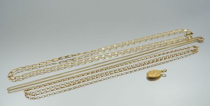 Suite of 3 chains in 750 thousandths gold...