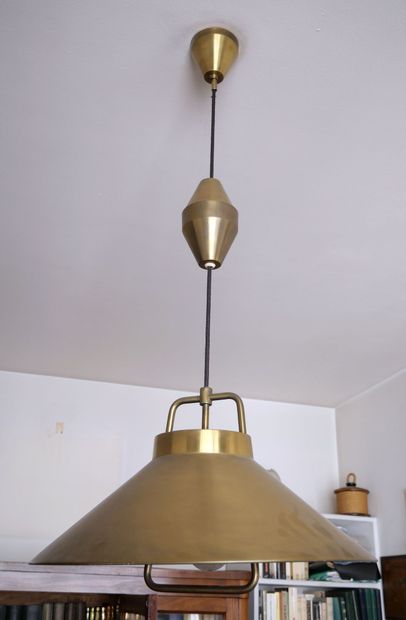 null Fritz SCHLEGEL for LYFA
Suspension lamp in gilded brass. Danish work circa 1970....