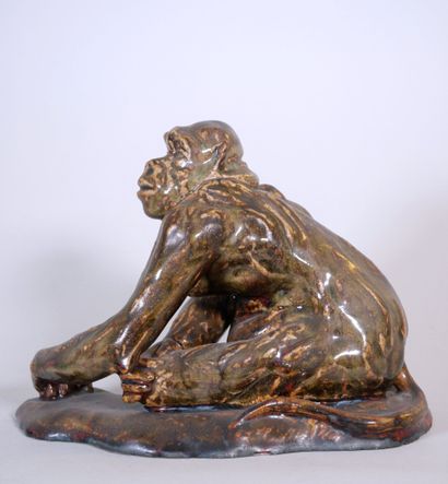 null Pierre-Adrien DALPAYRAT (1844 - 1910)
Seated monkey 
Stoneware sculpture glazed...