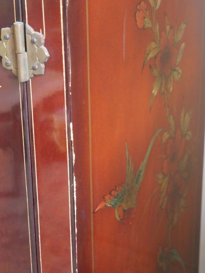 null CHINA 
Red lacquered wood music cabinet decorated with birds on branches, opening...