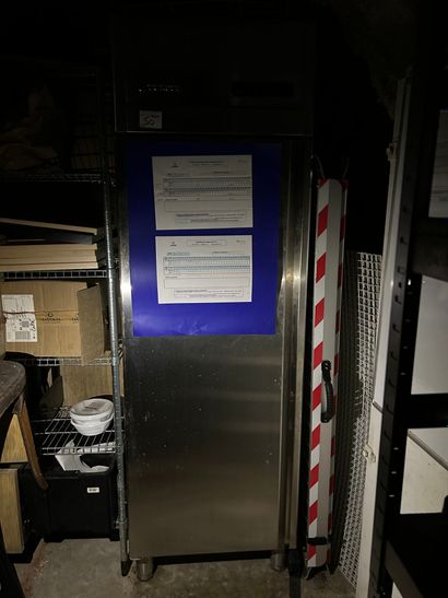Armoire réfrigérée CORECO 1 porte (sous-sol)

Le...