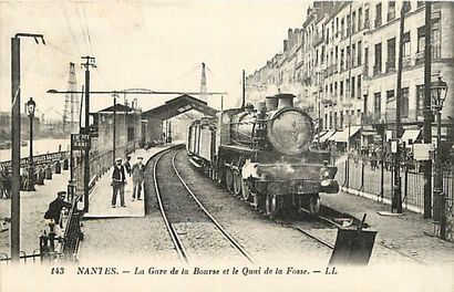 null 2 CARTES POSTALES TRAINS: Sélection Nantes. "Quai de la Fosse-Station de la...